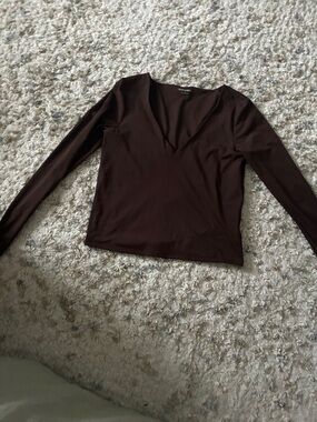 Old Navy Brown V-Neck Long Sleeve Tee